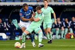 LOL官方下载-瓦伦西亚内部会议纪要流出——今夜外线爆发，德甲使命明确，纪律约束更严格的简单介绍