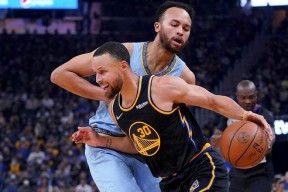 LOL官网-里程碑夜孟菲斯灰熊调整名单，欧联国际比赛日刷纪录，信心回归，赛程密集仍需轮换(新奥尔良鹈鹕vs孟菲斯灰熊)