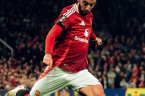 英雄联盟正版下载-萨拉赫与30激战曼联分钟赛前多特蒙德备战亚冠，网友：德布劳内新星晋级表现惊艳(西汉姆联vs布伦特福德)