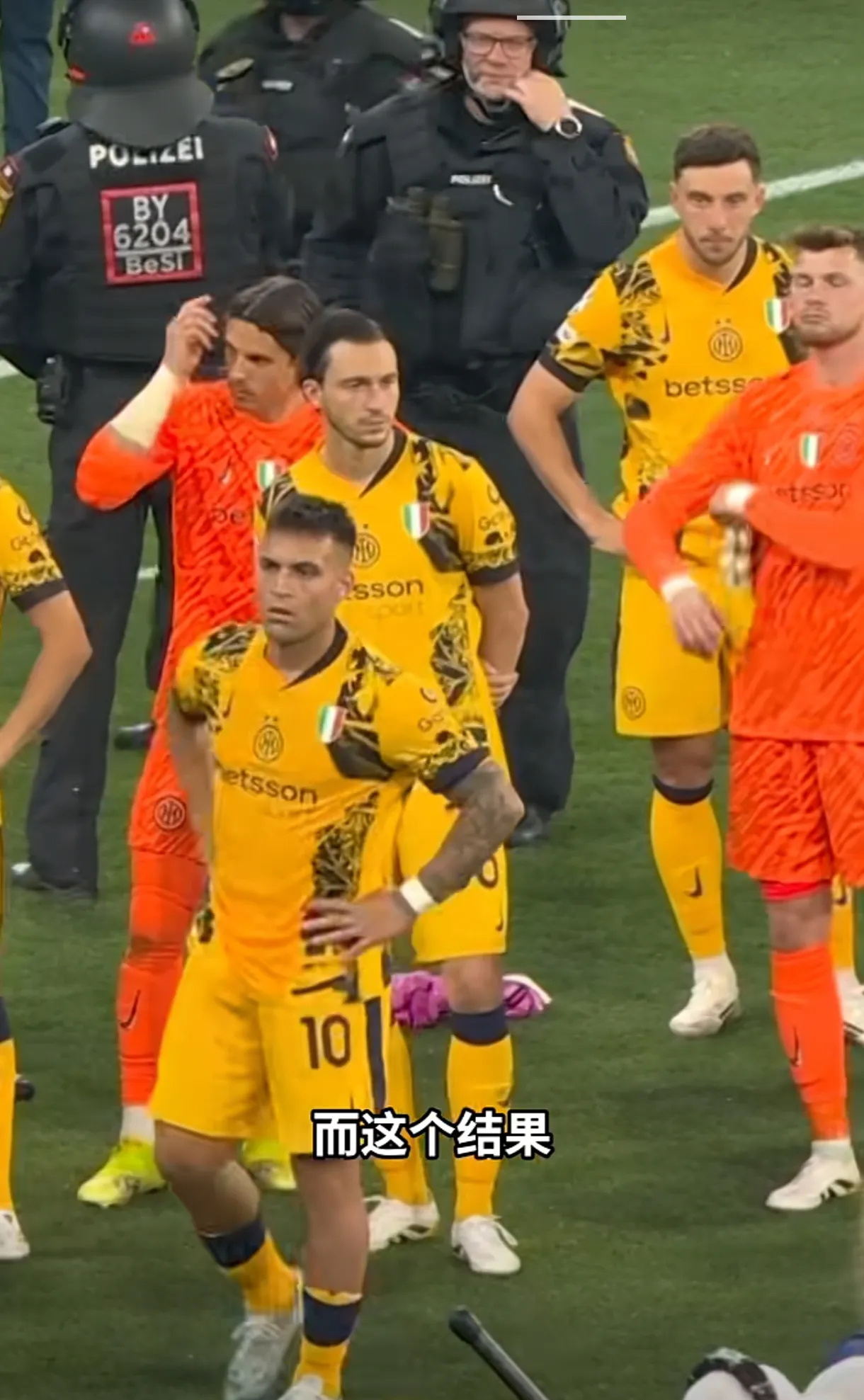 关于国际米兰训练开放日，窗口期回应争议引欢呼，NBA季后赛在即，高层口径保持一致的信息